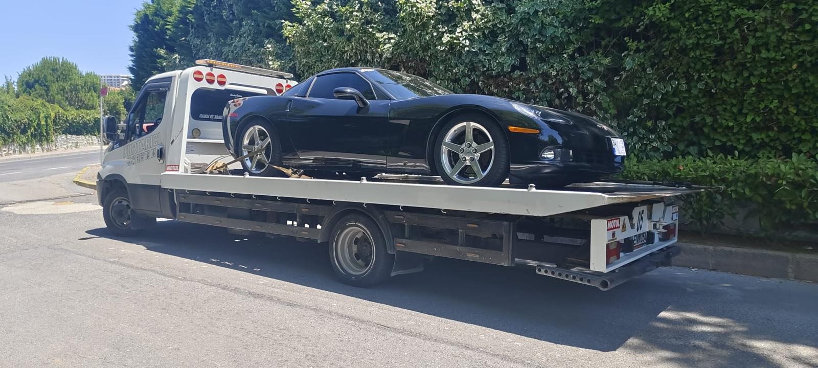 Beylikdüzü çekici - SUV aracın oto kurtarıcı ile güvenli taşınması